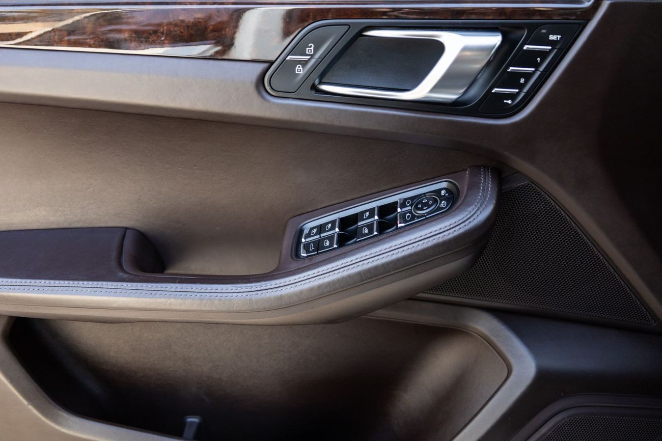 بورش ماكان Std 2.0L (260 HP)