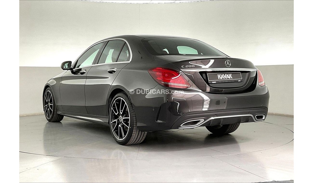 Mercedes-Benz C 200 Premium (AMG Line)