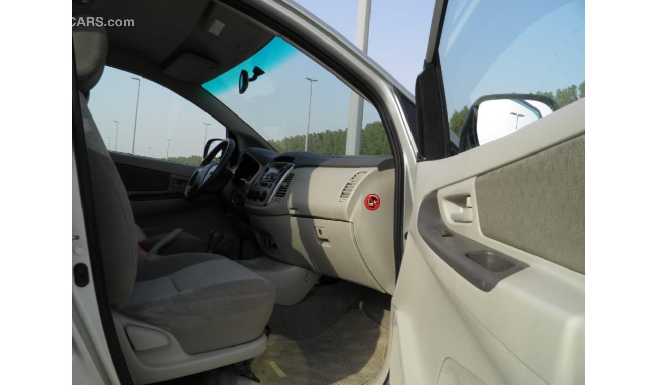 Toyota Innova 2014 REF#483