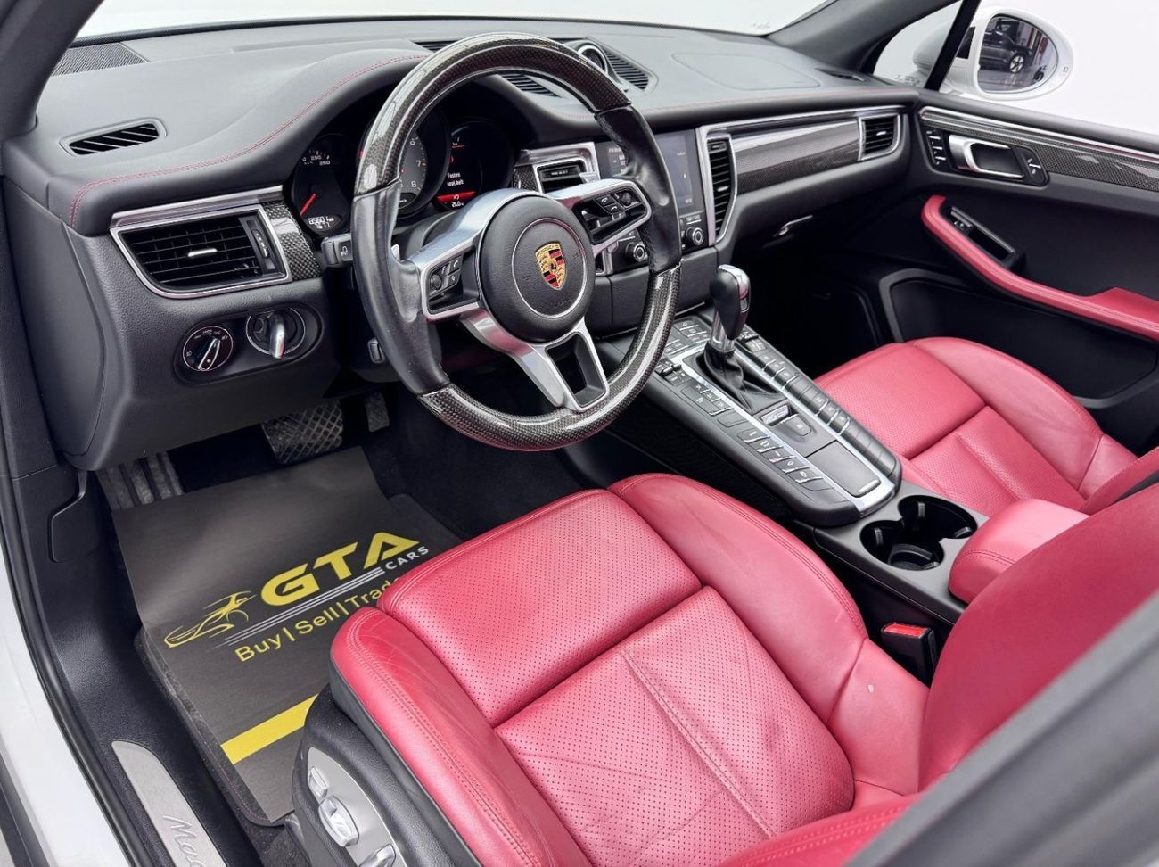 Porsche Macan S 3.0L (340 HP) 2018 Porsche Macan S, Warranty, Full Options, Excellent Condition, GCC