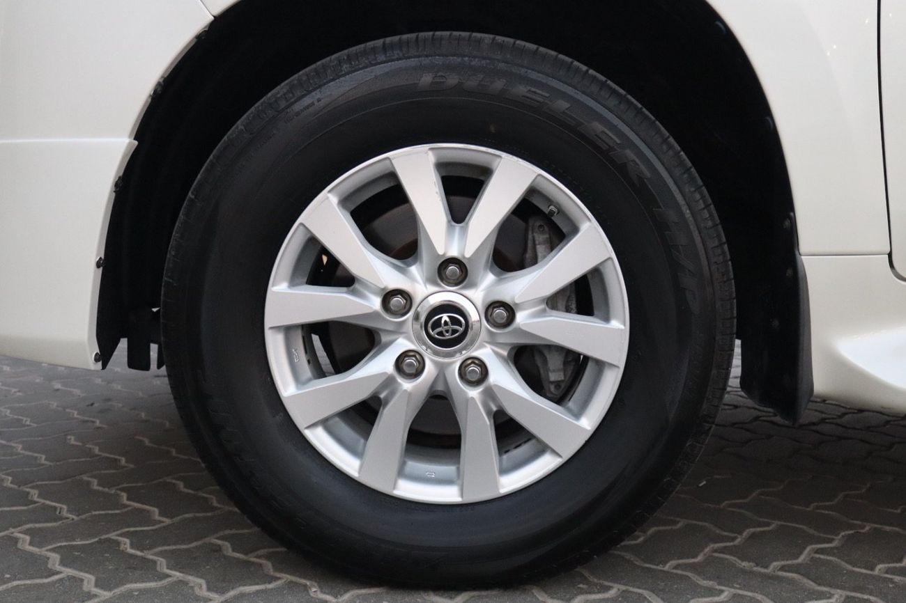 تويوتا لاند كروزر GXR 4.0L (271 HP) 4WD