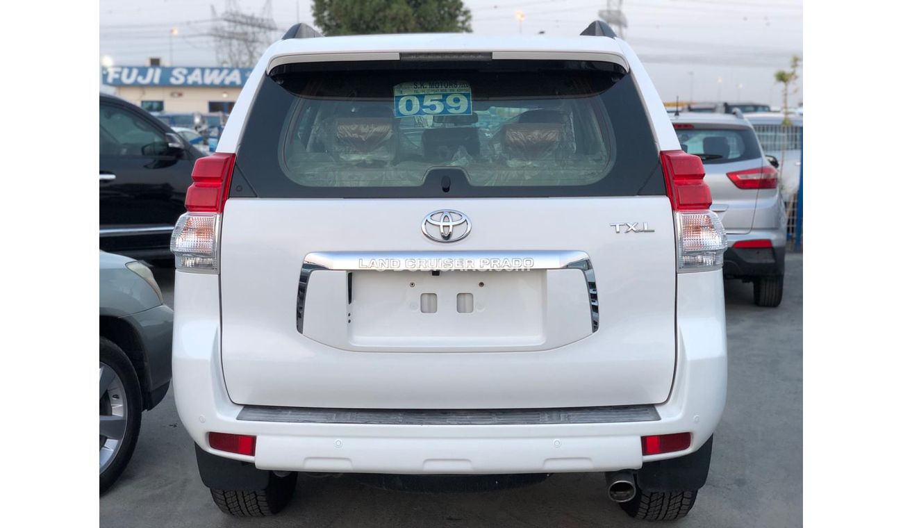 Toyota Prado 4000 CC Petrol, DVD, Headrest DVD's, Push Start Button, LOT-33026