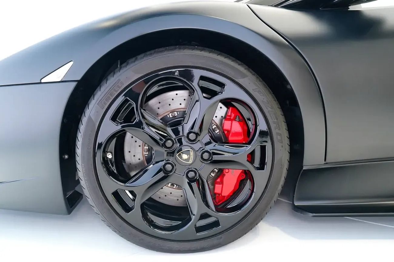 لامبورغيني مورشيلاجو LP-640 ROADSTER