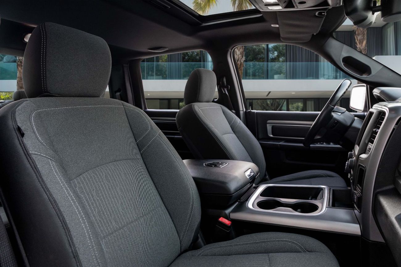 رام 1500 1500 Warlock | 2,448 P.M  | 0% Downpayment | Immaculate Condition!