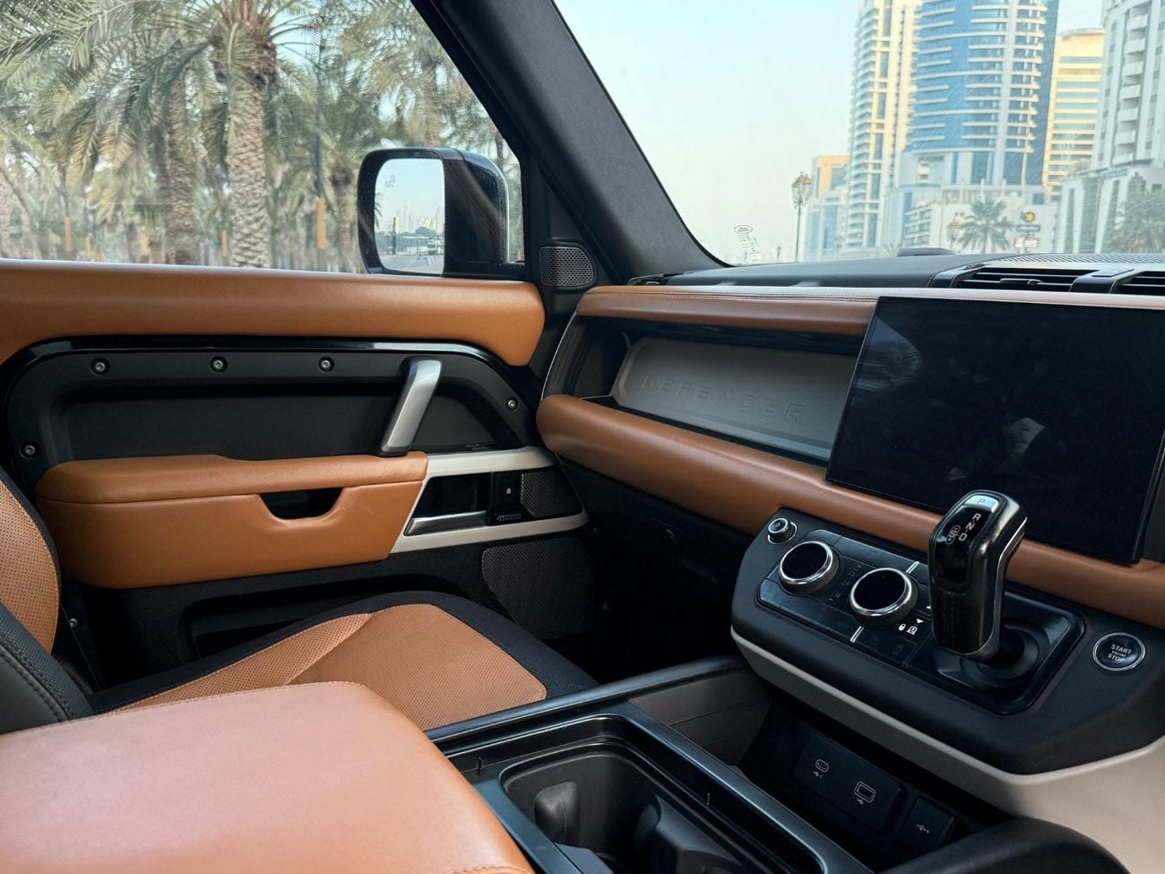 لاند روفر ديفندر 110 D300 X-Dynamic HSE Sport Right Hand Drive exported from Australia