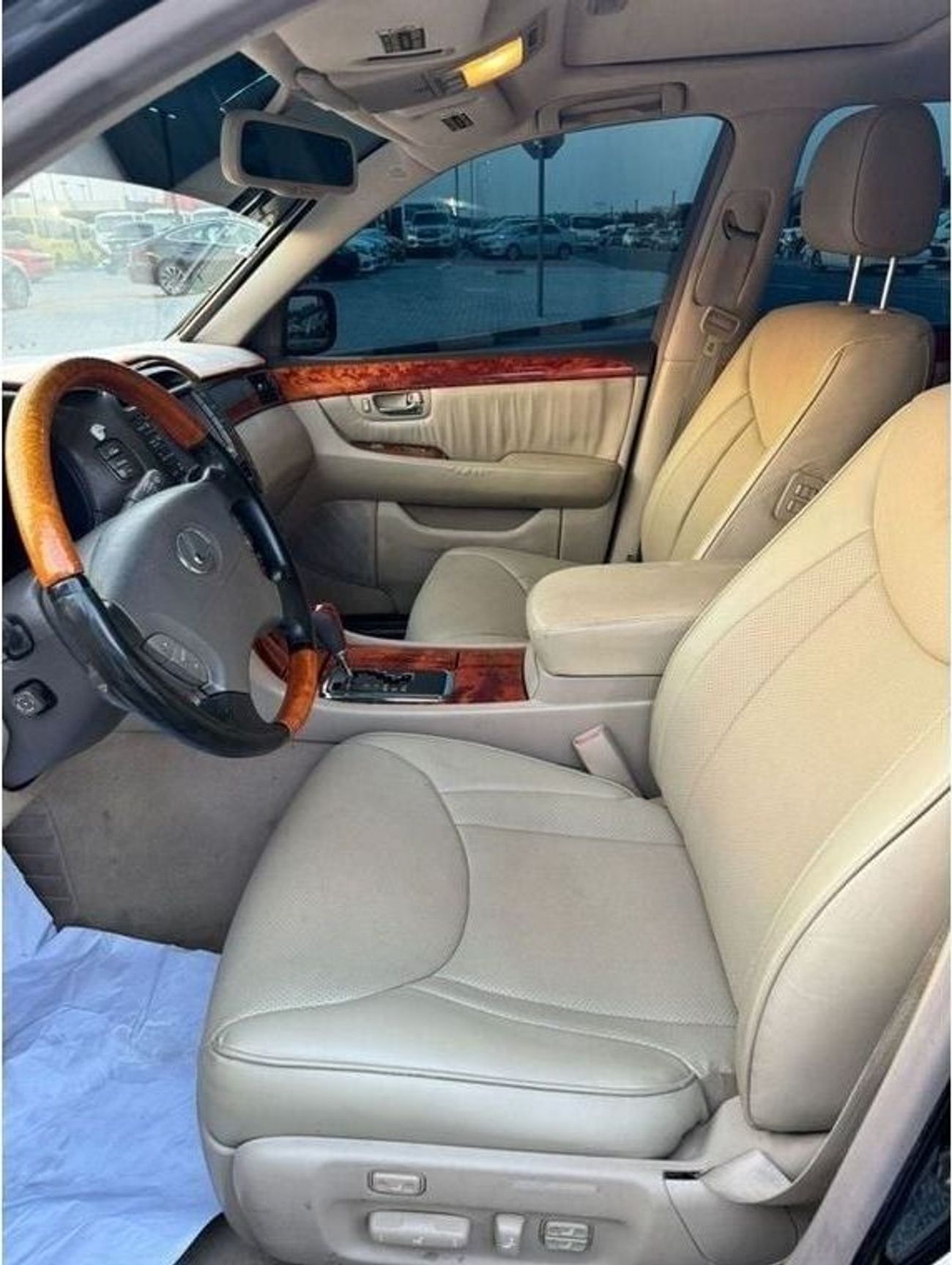 Lexus LS 430 very good condition inside and outside