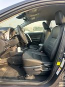 Toyota RAV4 2017 good condition leather seats