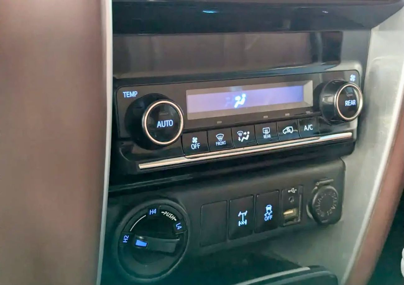 Toyota Fortuner GXR