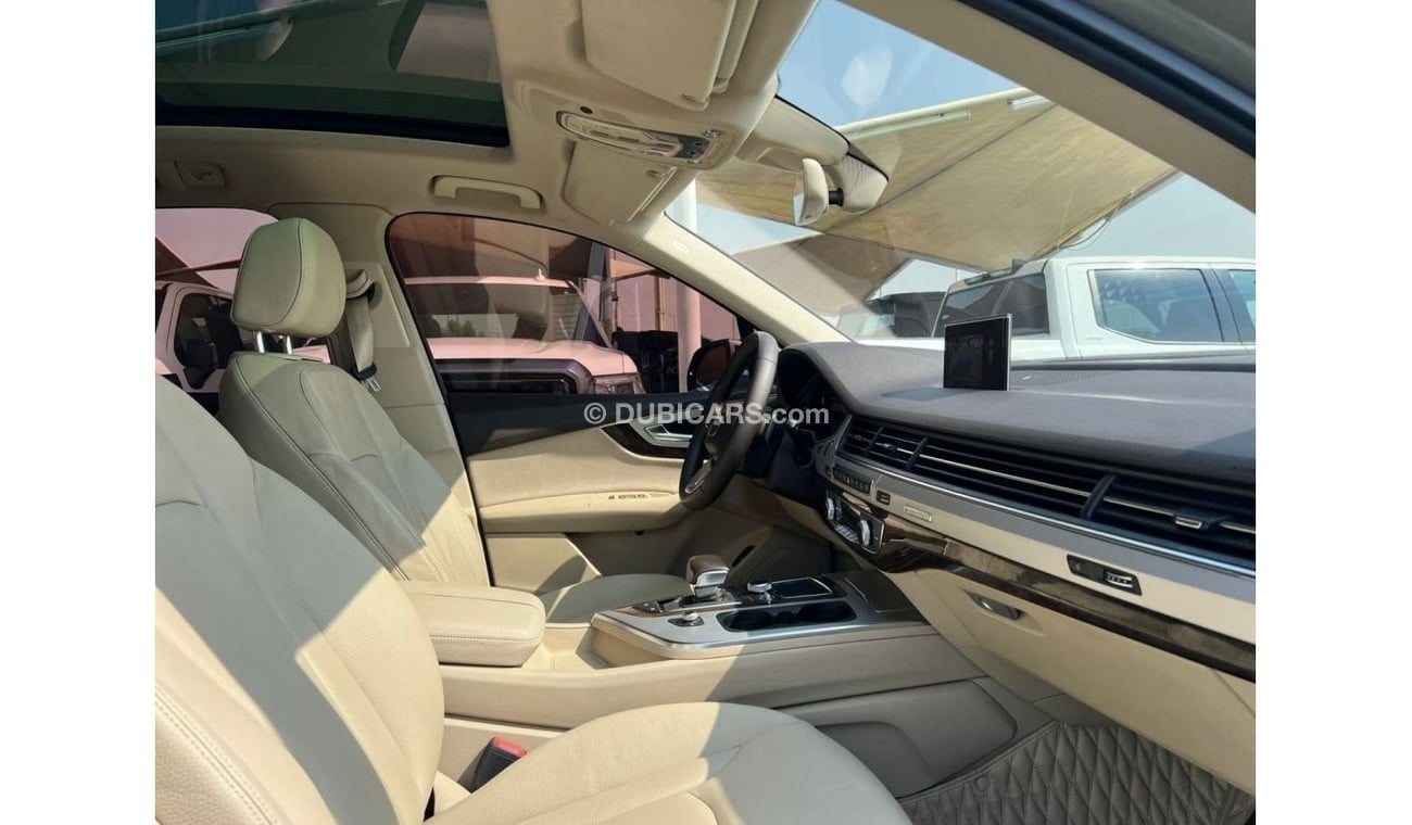 أودي Q7 45 TFSI quattro