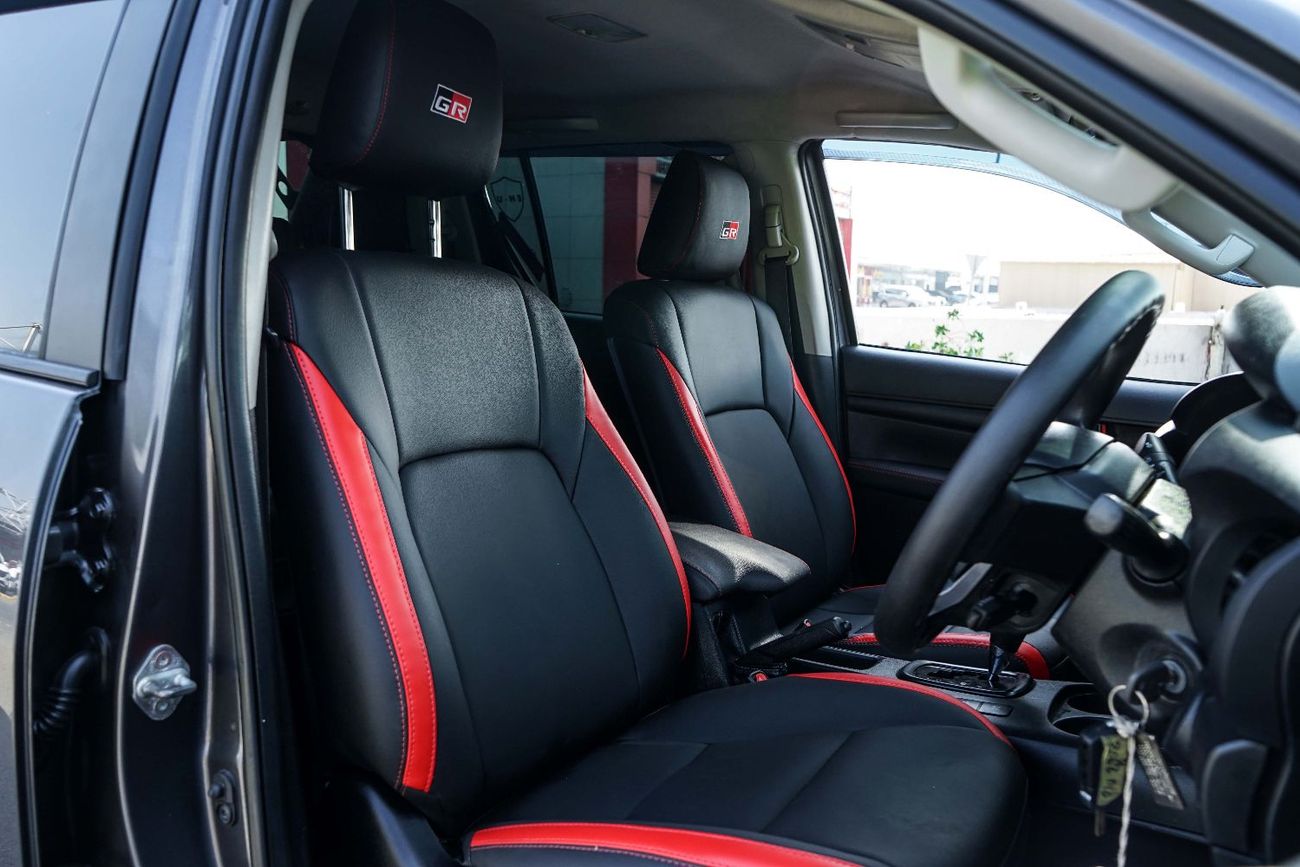 تويوتا هيلوكس The Toyota Hilux is a legendary, tough, and versatile pickup truck known for its reliability and off