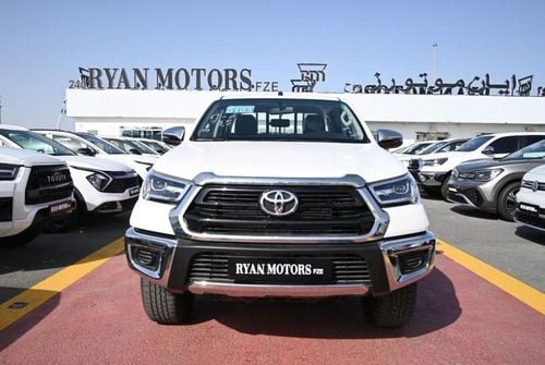 تويوتا هيلوكس تويوتا هيلوكس 2.4 لتر ديزل ، 4WD ، بيك اب D / C ، 4 أبواب ، ناقل حركة يدوي ، نافذة أوتوماتيكية ، دفع