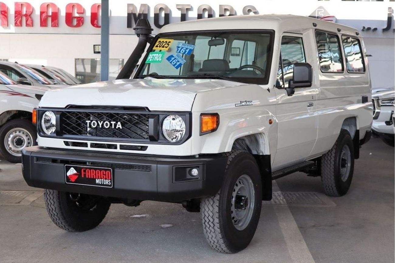 تويوتا لاند كروزر 70 2025 TOYOTA LAND CRUISER GRJ 78 4.0 V6 AUTOMATIC **التصدير فقط خارج الخليج****EXPORT ONLY**