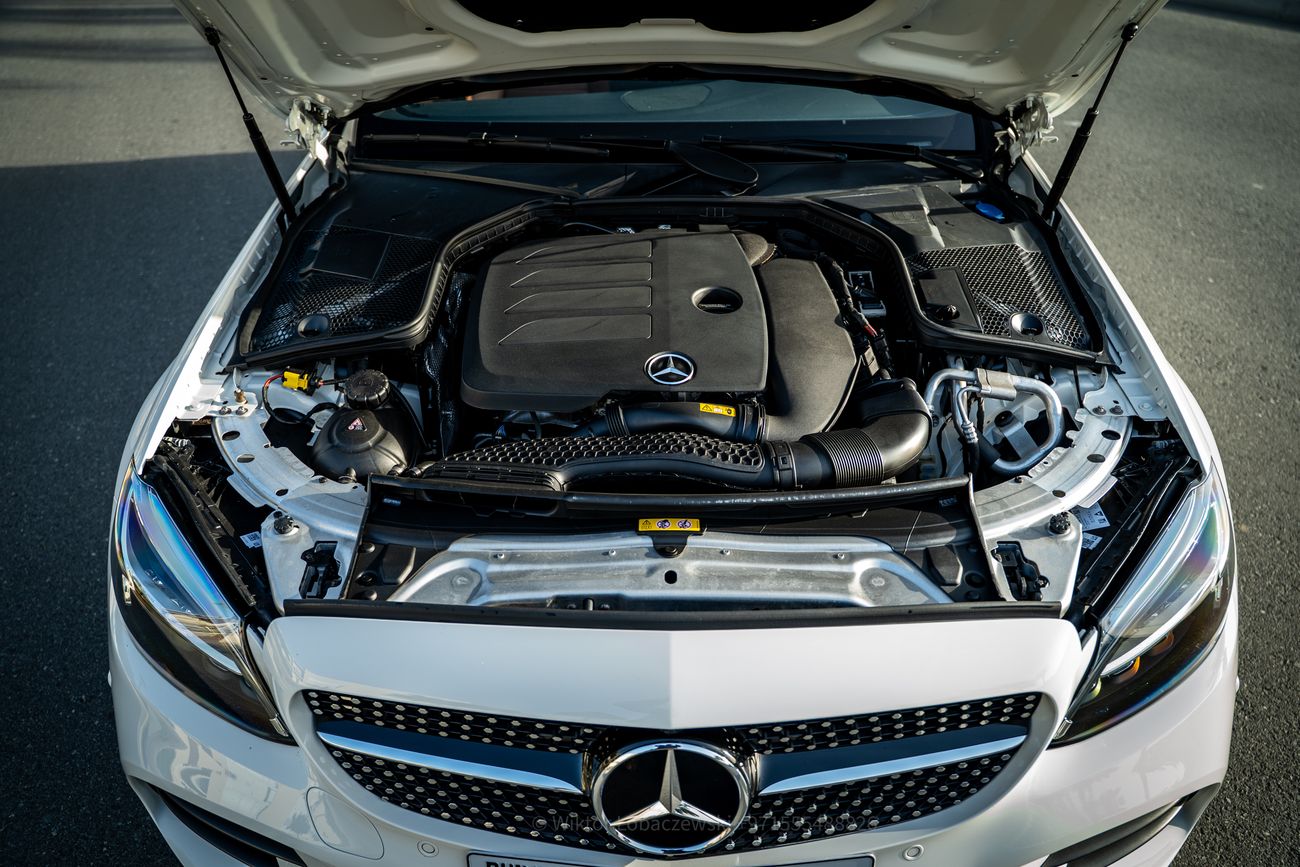 مرسيدس بنز C 300 كوبيه CONVERTIBLE , original paint, AMG line , FULL