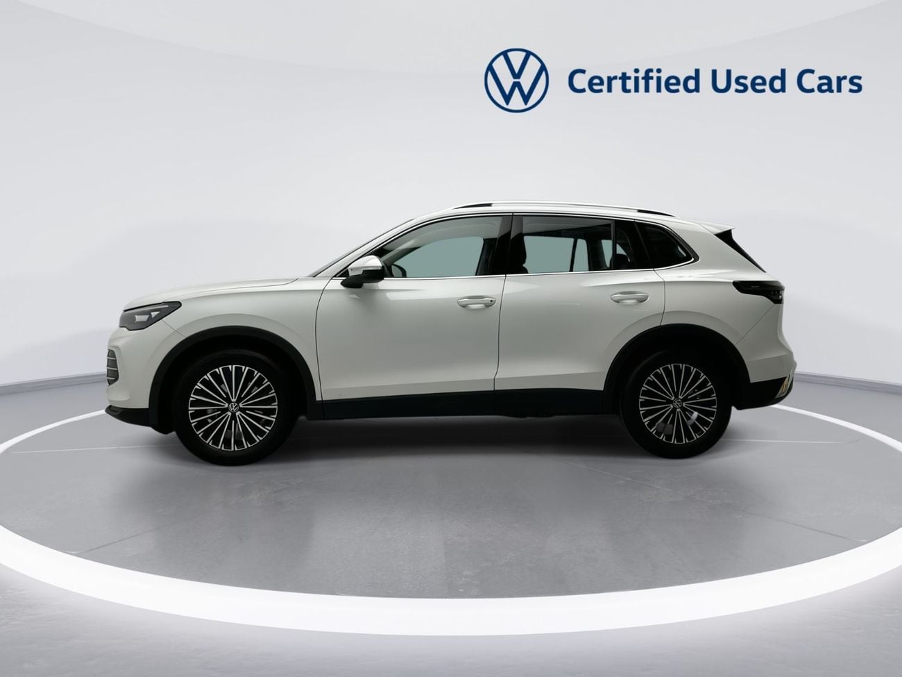 فولكس واجن تيجوان 1.4L | Panoramic Sunroof with Leather Seats  | VW Certified | GCC Specs