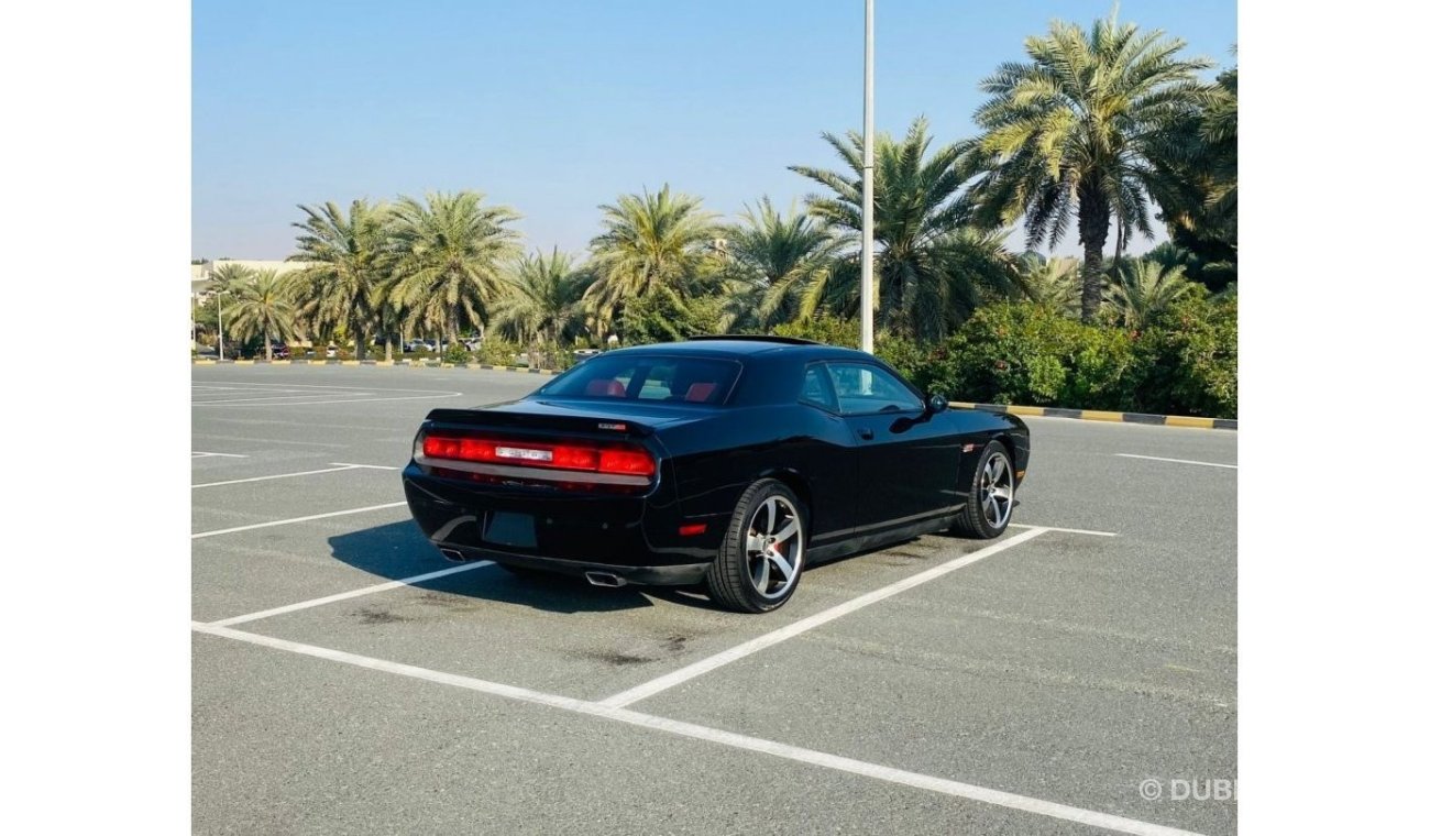 Dodge Challenger SRT8 Core