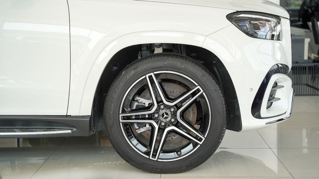 مرسيدس بنز GLS 450 4MATIC Mercedes-Benz AMG GLS450 SUV | Night Package | New Facelift | GCC | 2024 - 7 Seaters (Export)