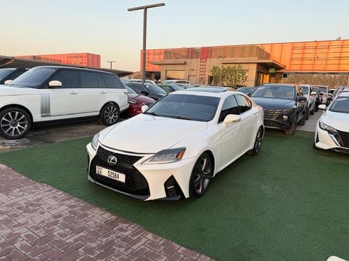 لكزس IS 250 PREMIER فول أبشن بحاله ممتازه