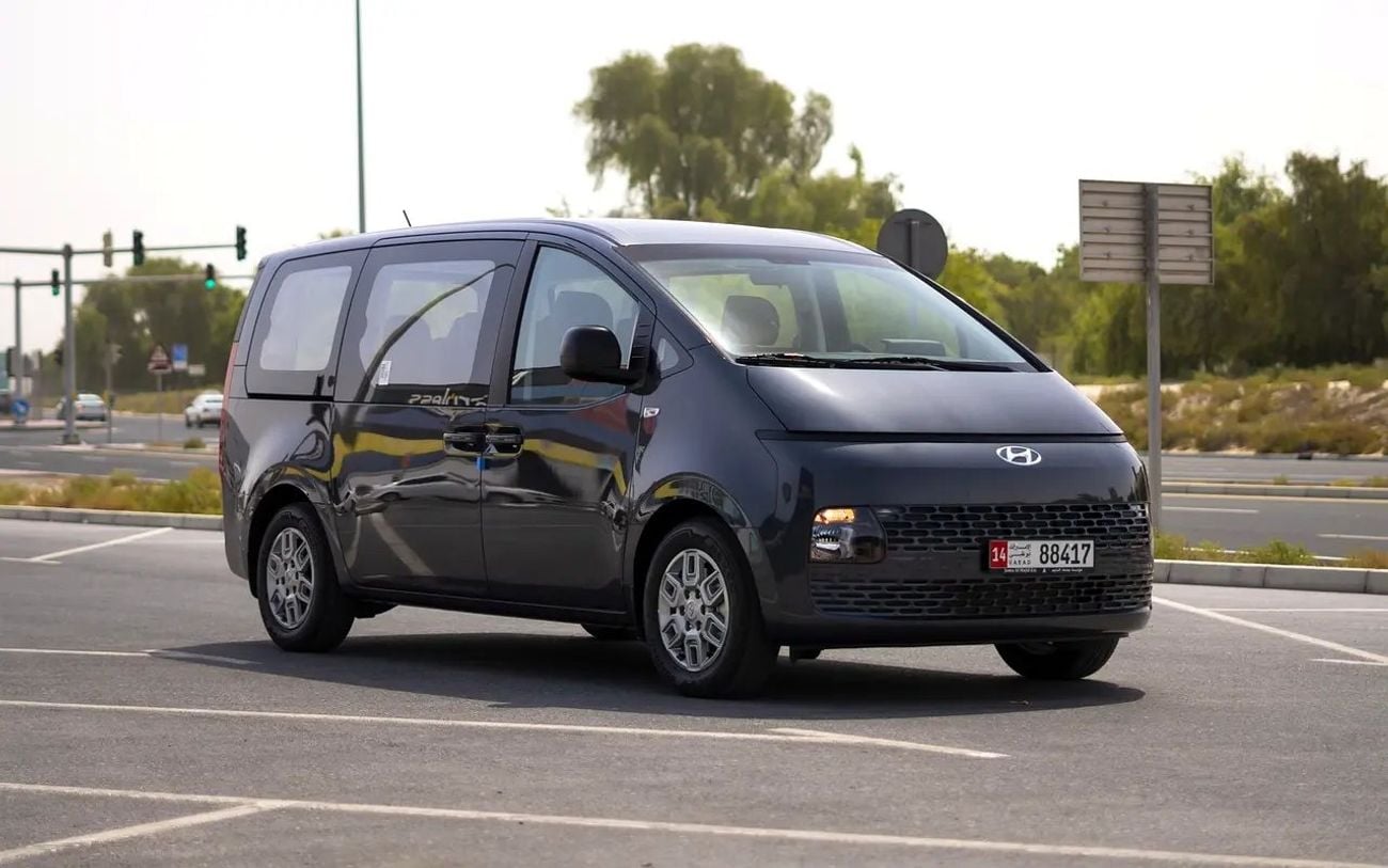 Hyundai Staria Comfort 3.5L (9 Seater)