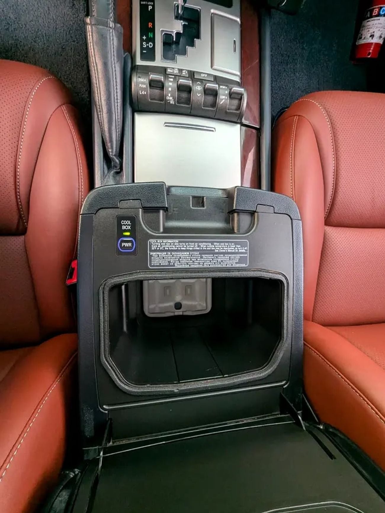 Lexus LX570 LX 570 Sport | GCC Specs | Pristine Condition