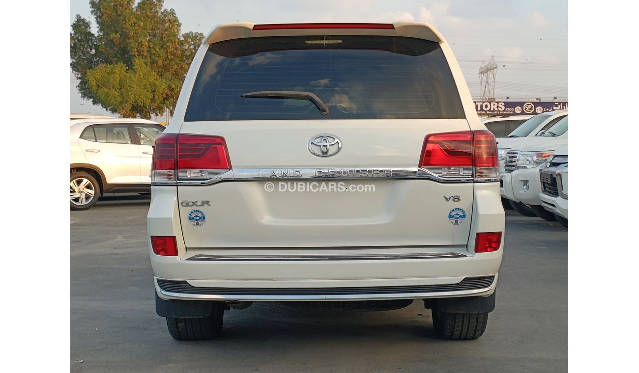 Toyota Land Cruiser GXR - V8, 5.7L PETROL, FULL OPTION / 20 SHP (LOT # 6267)