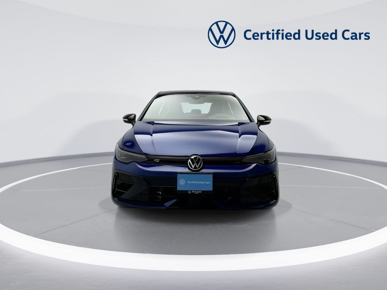 Volkswagen Golf R Base 2.0T Golf R Fabric Seats with Sunroof - DCC - Black Edition (Ref#37205)