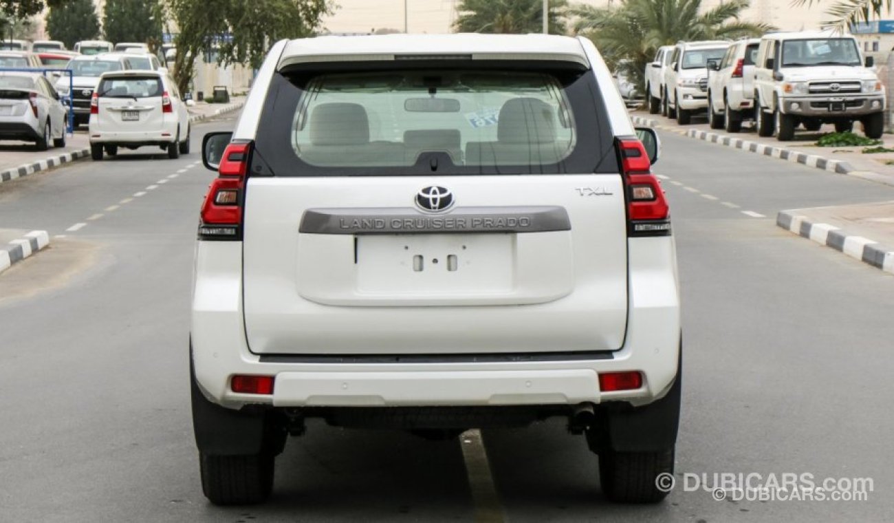 Toyota Prado TXL 2.7L - 2019 - GCC specs - Basic Option with sunroof (Export only)