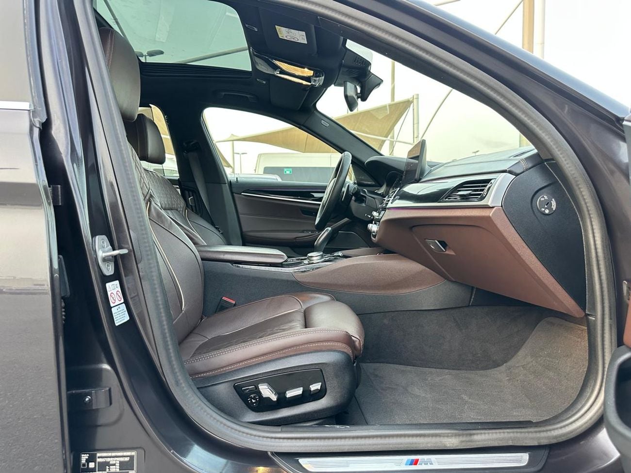 BMW 530i LUXURY LINE EXCLUSIVE