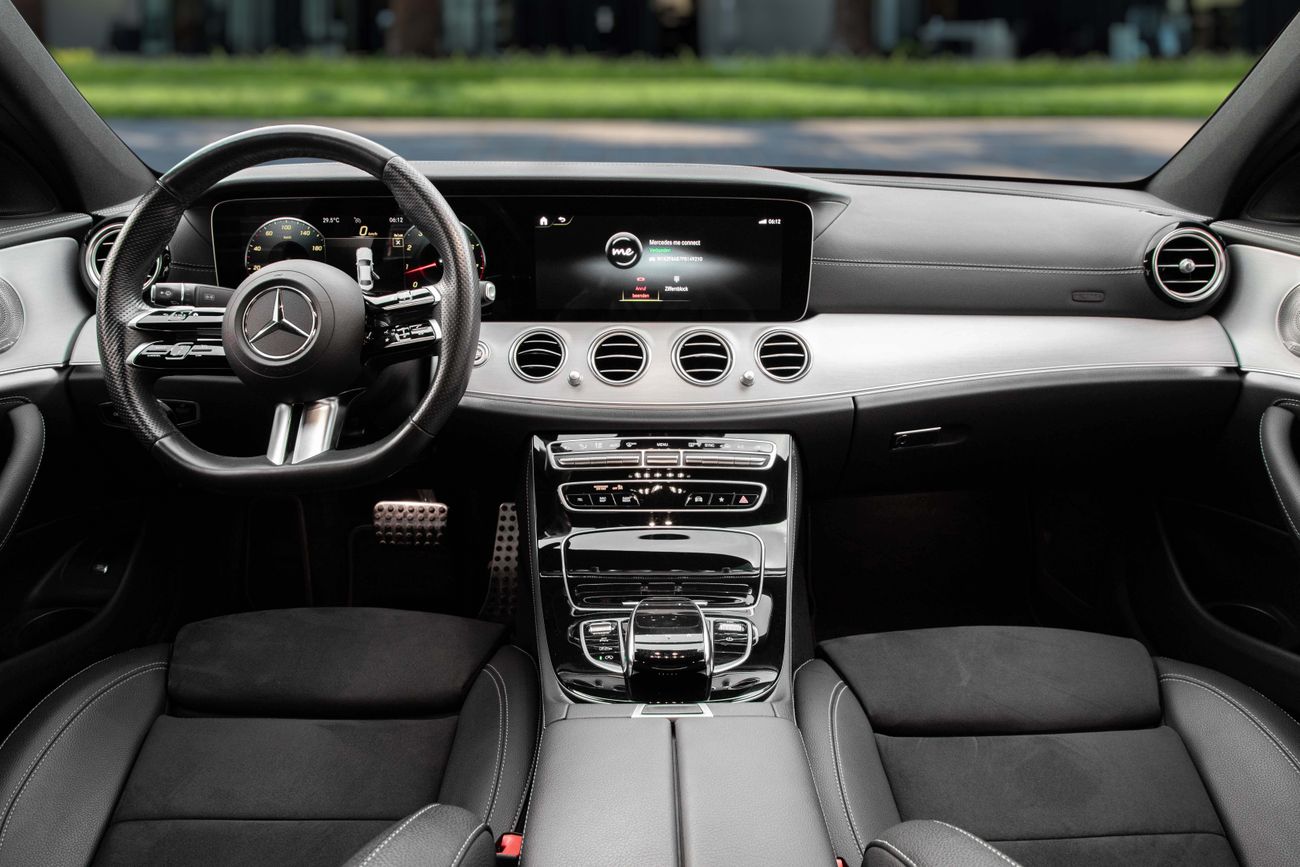Mercedes-Benz E200 E200 | 2,938 P.M | 0% Downpayment | E-CLASS | IMMACULATE!