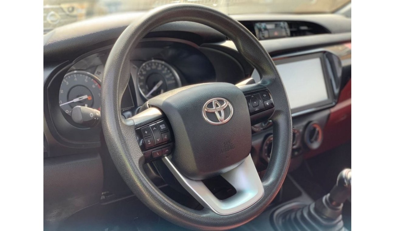 Toyota Hilux 2021 S/C 4x4 Ref#595