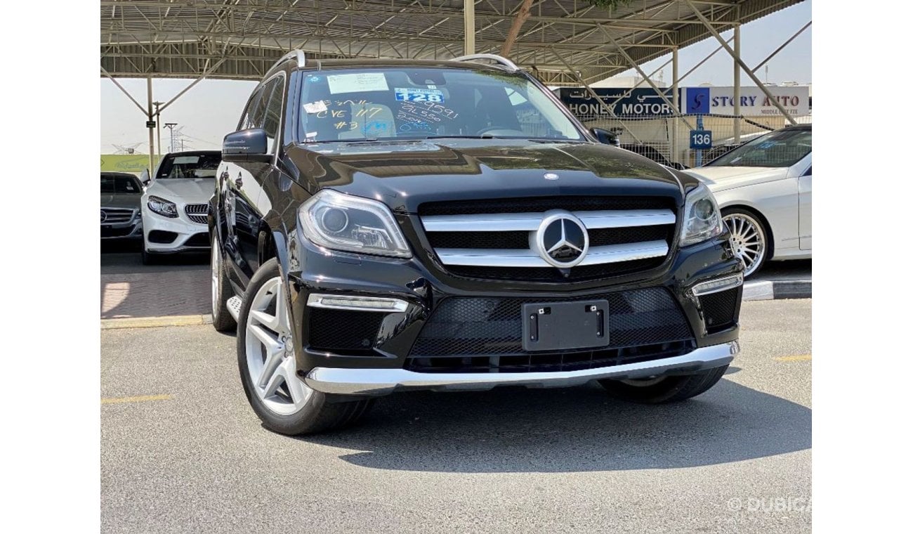 مرسيدس بنز GL 550 AMG Package Fully Loaded