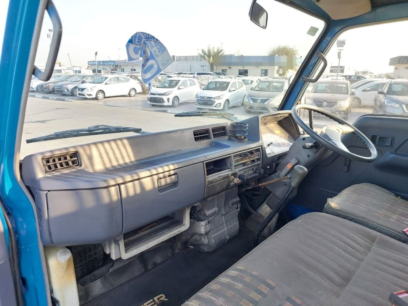 Mitsubishi Fuso Canter (RAMADAN OFFER) MITSUBISHI CANTER TRUCK RHD 1988 MODEL 8.4 L DIESEL MANUAL(PM427337)