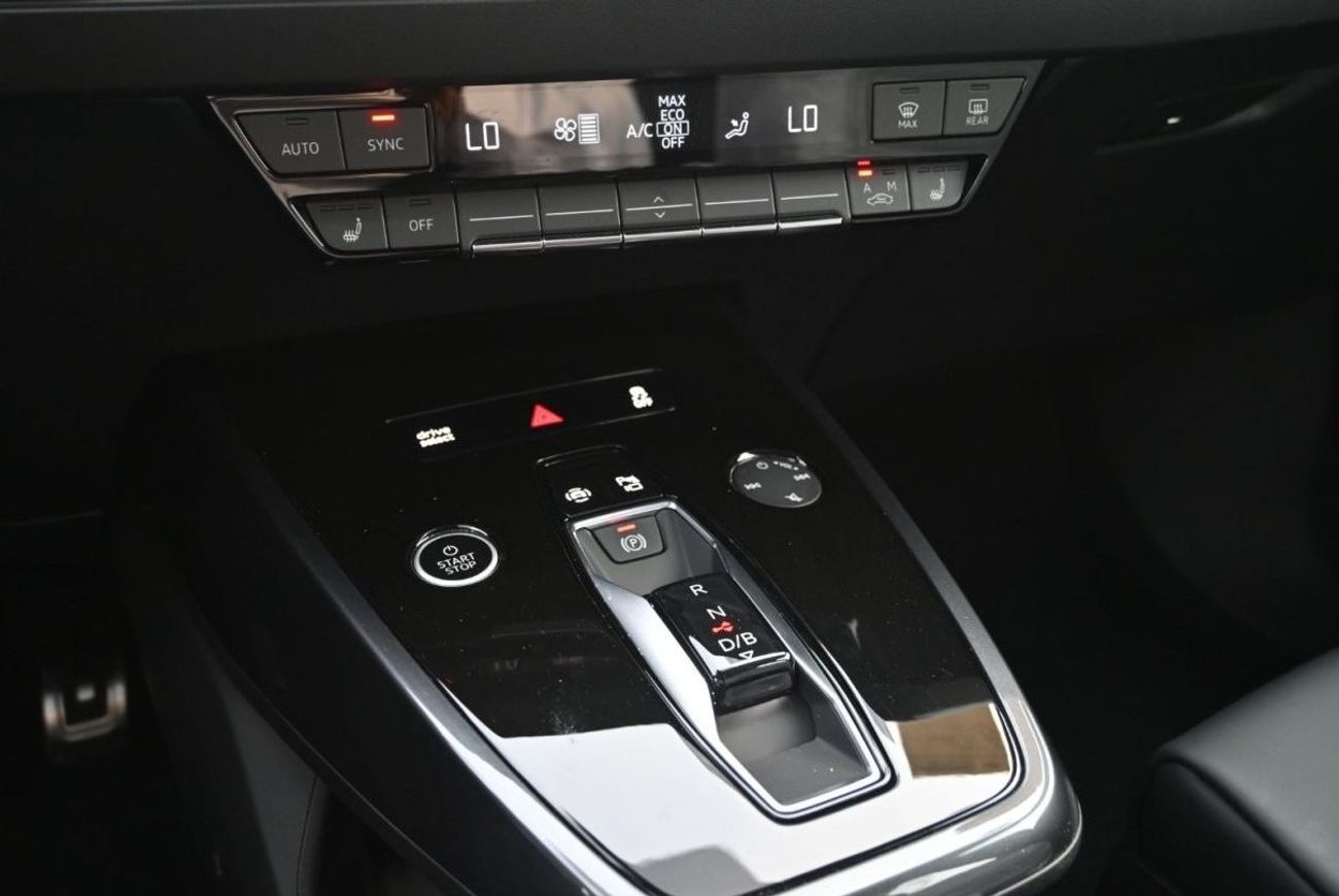 أودي اي ترون Audi Q4 High 40 E-Tron Color Grey Model 2024