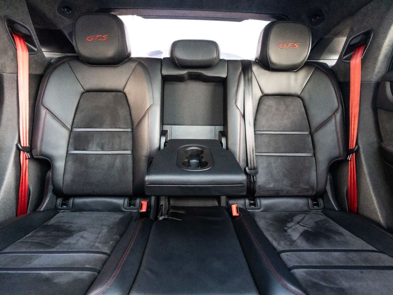 Porsche Cayenne GTS 4.0L (460 HP)