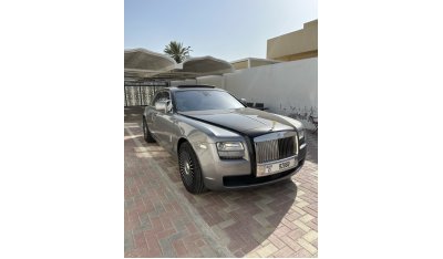 Rolls-Royce Ghost GCC Premium, Starlight Headliner, Low Mileage, Two Tone