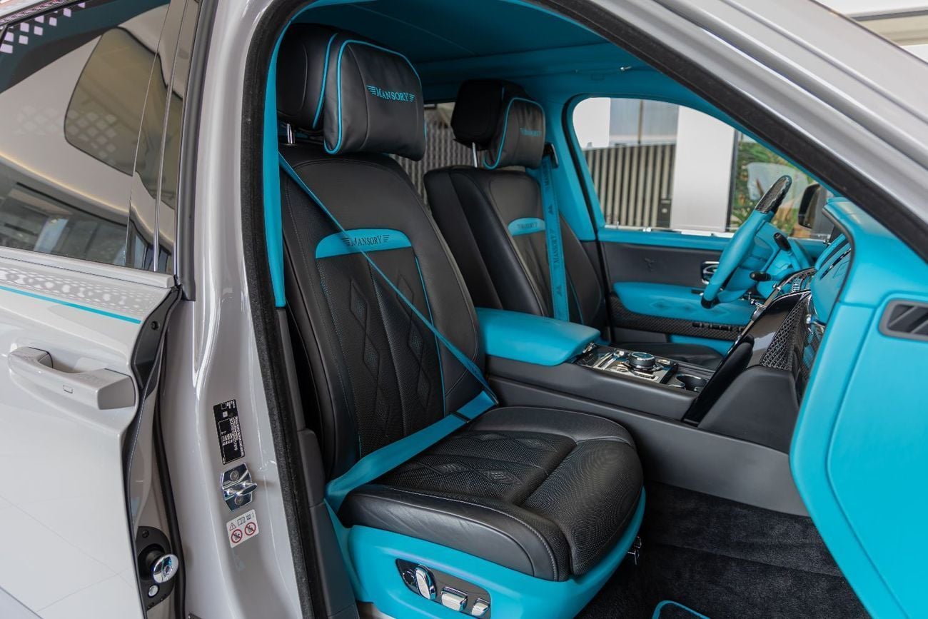 Rolls Royce Cullinan Rolls Royce Cullinan Mansory Original Exterior and Interior - 2023 Perfect Condition