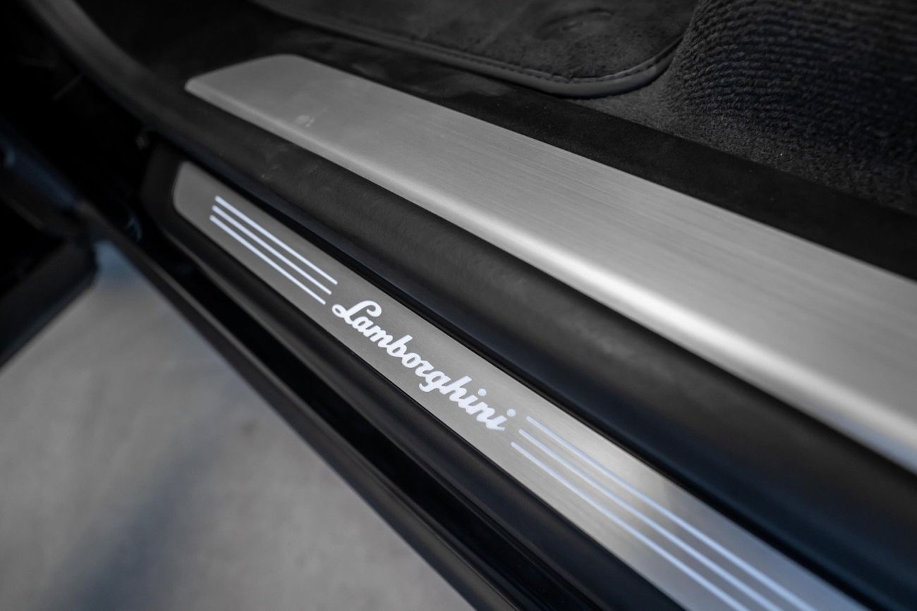 Lamborghini Urus 4.0T V8 Performante 2024 | Performante | Like New | GCC Specs | Full Options