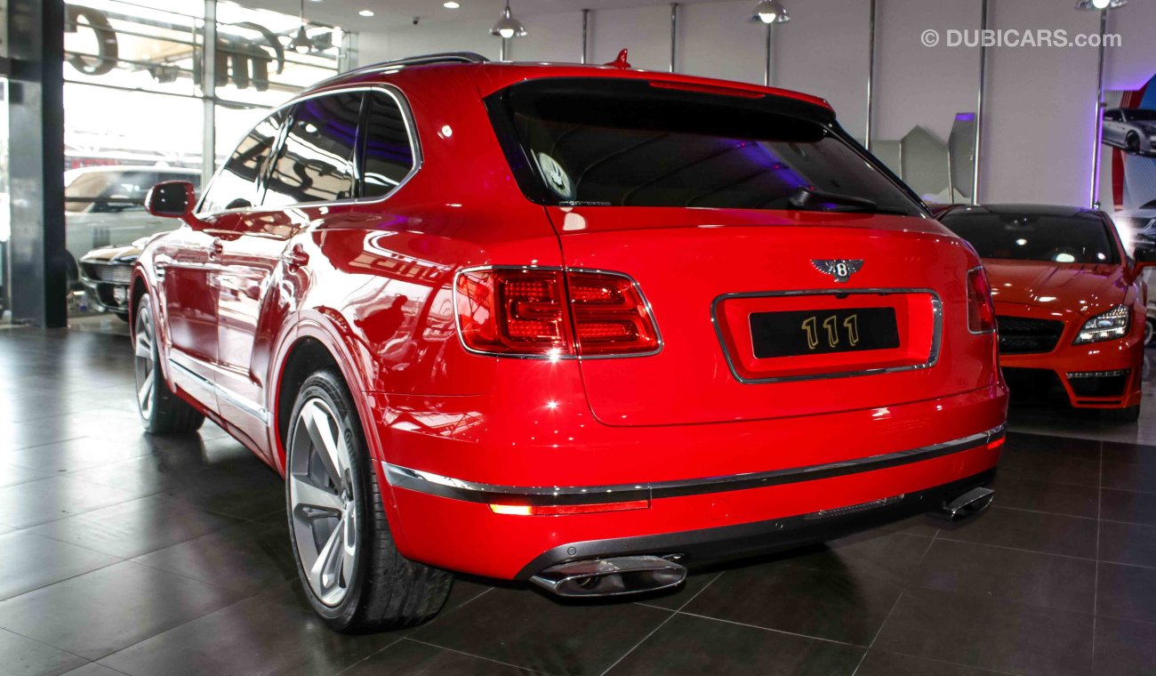 Used Bentley Bentayga 2017 for sale in Dubai 149942