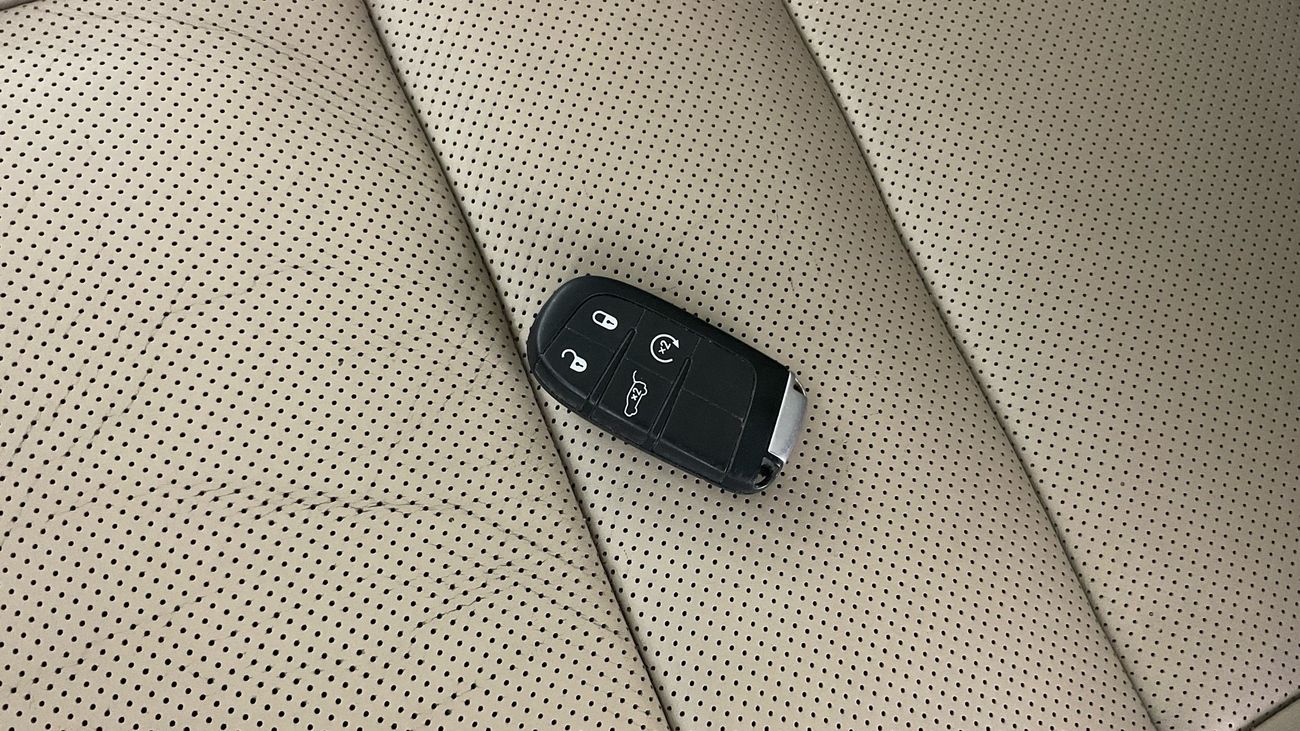 جيب جراند شيروكي Limited | شامل الضمان | 0 ﺪﻔﻋﺓ ﺃﻮﻟﻯ