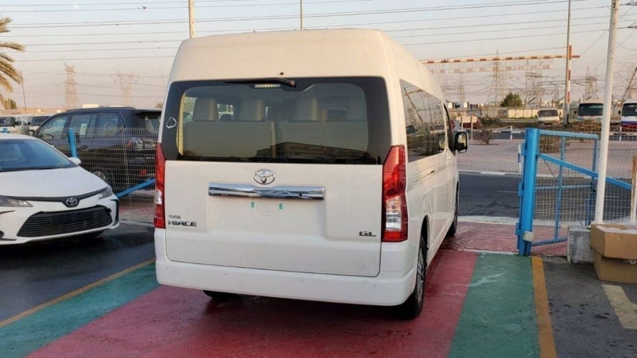 تويوتا هاياس Commuter GL  2.8L M/T Diesel 2026 Model