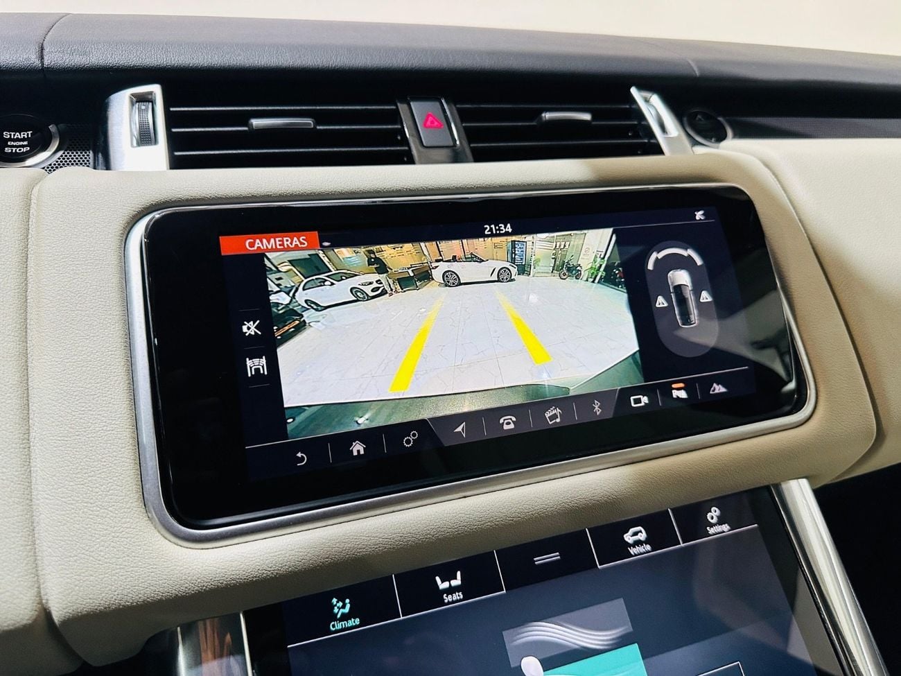 لاند روفر رينج روفر سبورت HSE 3.0L (340 HP)