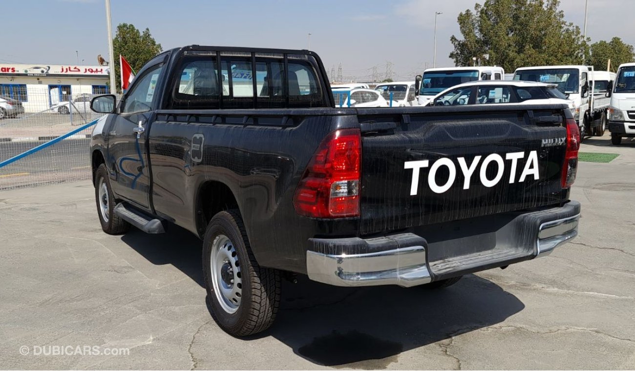 تويوتا هيلوكس 2.4L - DSL - 4X4 - 2021