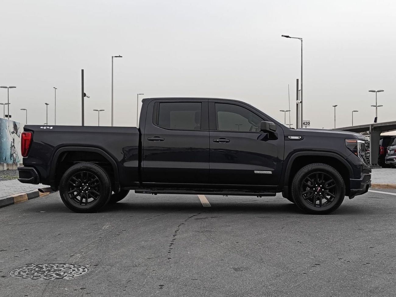 GMC Sierra 2.7T SLE Crew Cab (FWD)