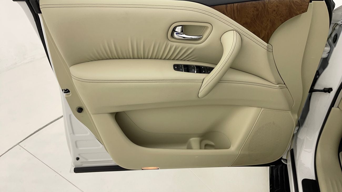 نيسان باترول LE T2 5.6 | بدون دفعة مقدمة | اختبار قيادة مجاني للمنزل