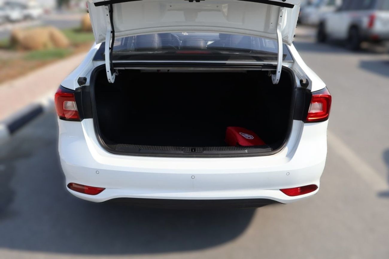 MG 5 2024 MG5 1.,5L AT Full option