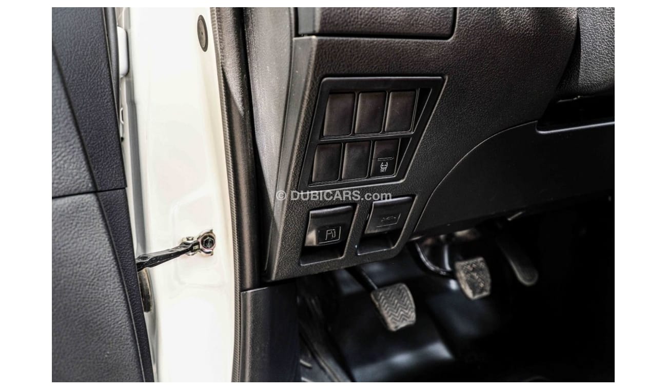 Toyota Hilux 2023 Toyota Hilux 2.7L 4x4 Manual Transmission Single Cabin - Chrome Bumper - Export Only