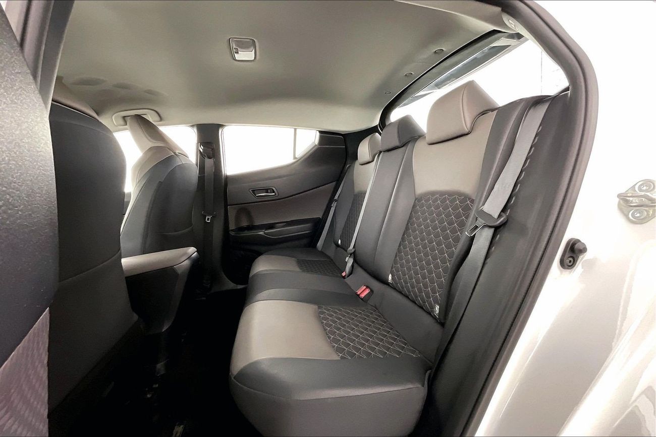 تويوتا CHR GX | National Day Celebration | شامل الضمان | 0 ﺪﻔﻋﺓ ﺃﻮﻟﻯ