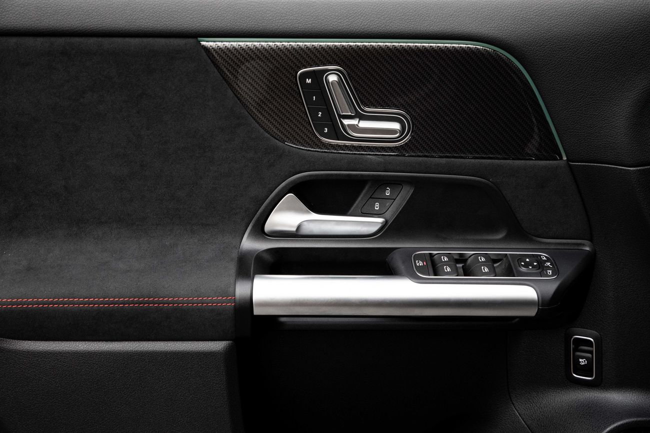 مرسيدس بنز GLA 200 GLA 200 AMG | 4,113 P.M | 0% Downpayment | 5 YEARS AGENCY WARRANTY!