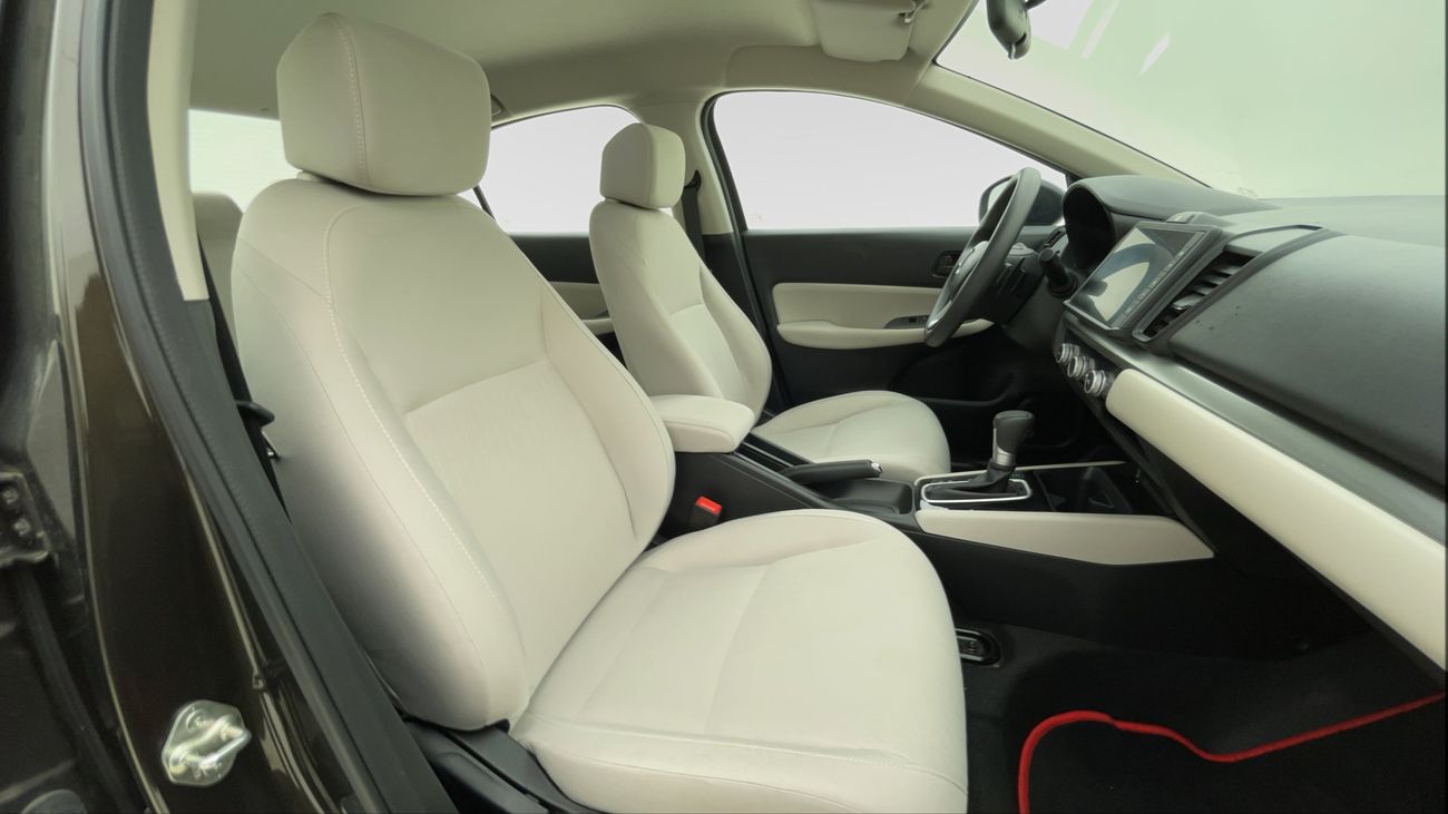 هوندا سيتي LX SPORT 1.5 | بدون دفعة مقدمة | اختبار القيادة في المنزل