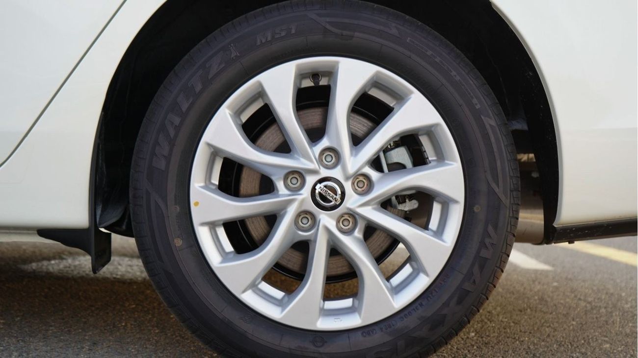 Nissan Sentra Five-year warranty, free insurance 3years service free registration    Contact number 0507273386