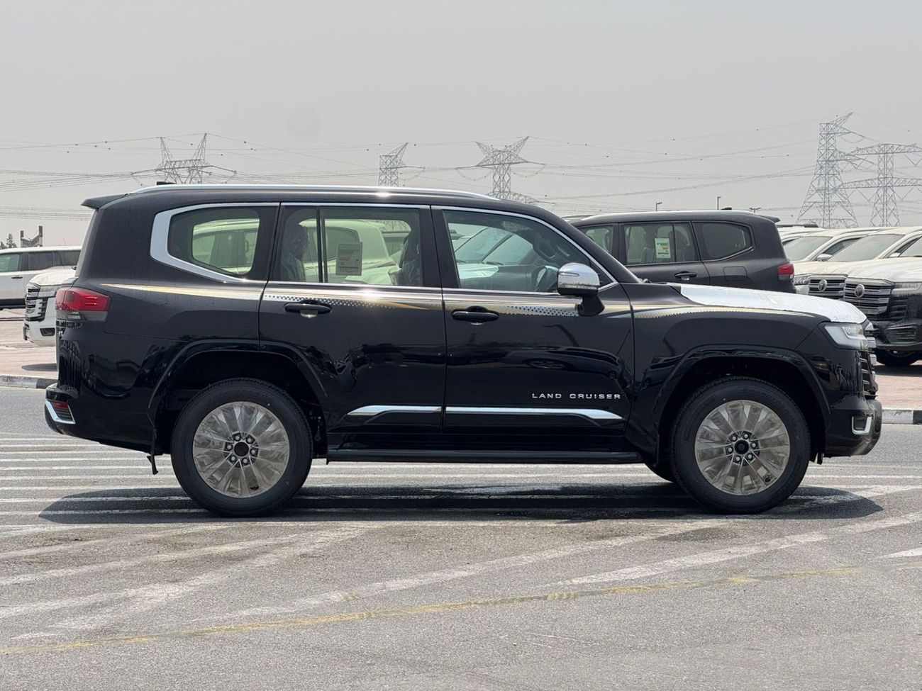 Toyota Land Cruiser 2025 Toyota Land Cruiser VX 3.5L TT, Black/Black, GCC Spec